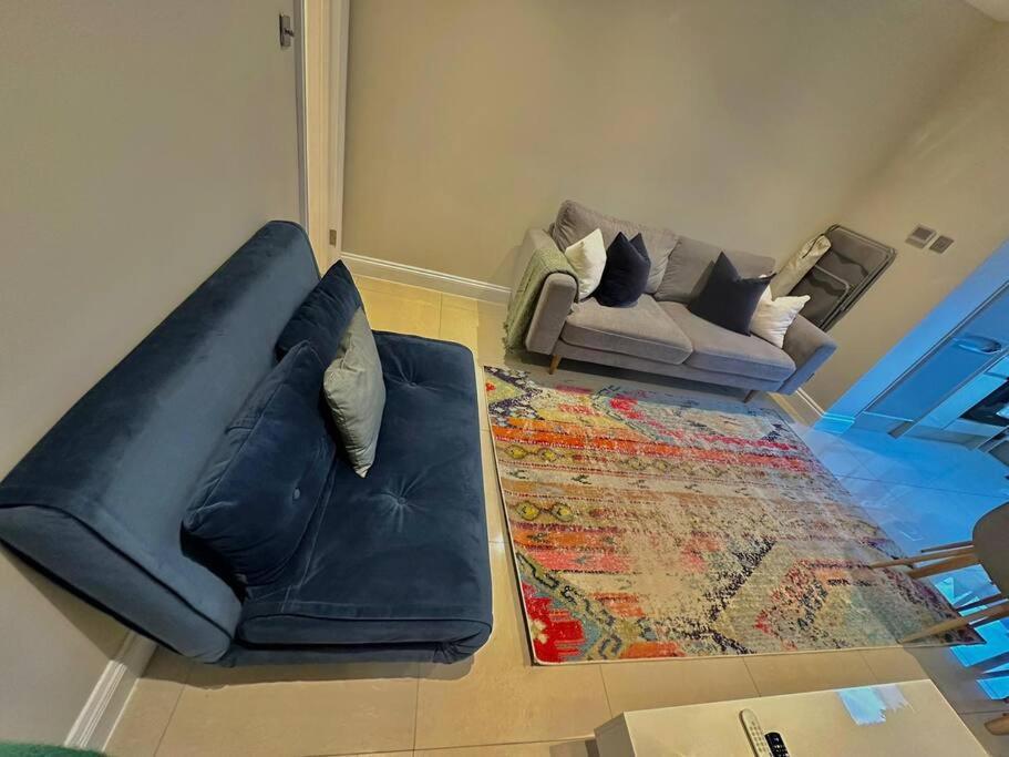 Lovely 2 Bedroom Ground Floor Flat With Garden. Londen Buitenkant foto