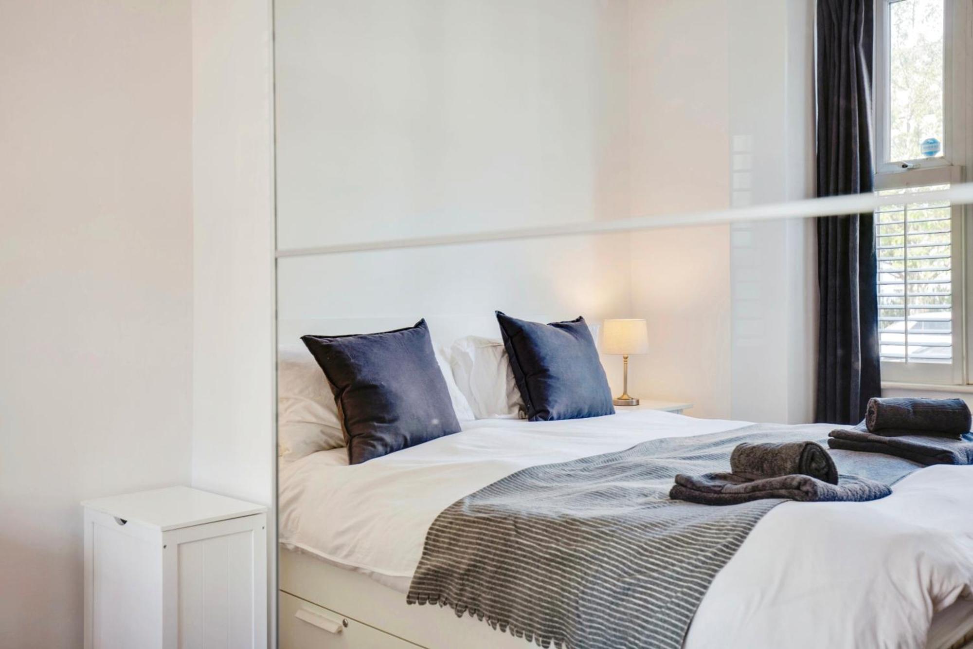 Lovely 2 Bedroom Ground Floor Flat With Garden. Londen Buitenkant foto